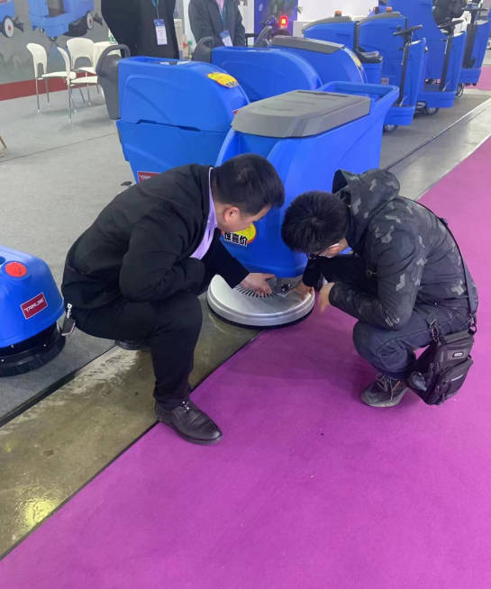 长宁小型电动洗地机是否适合用于环卫保洁