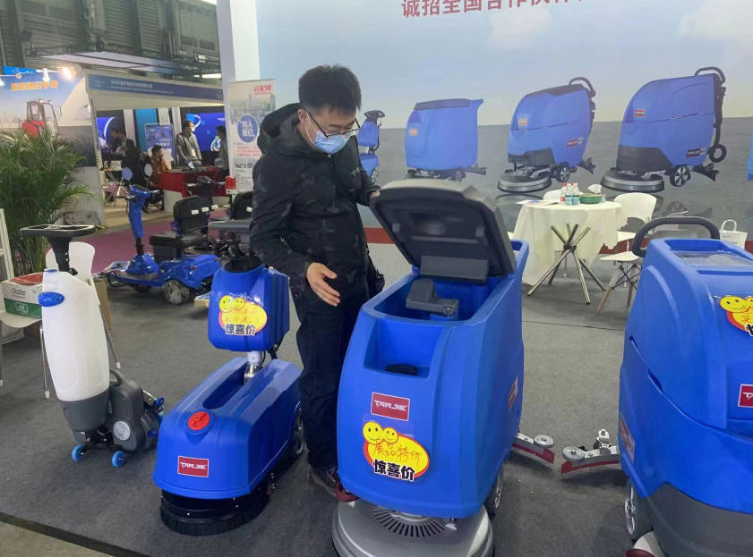 长宁坦洁洗地机公司致力于电动洗地机的生产、销售和服务百家